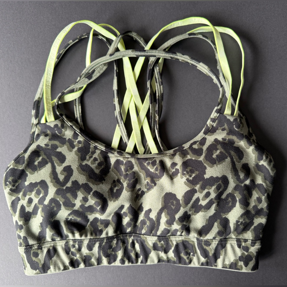Victoria's Secret Victoria sport Leopard print sports bra - Size XS